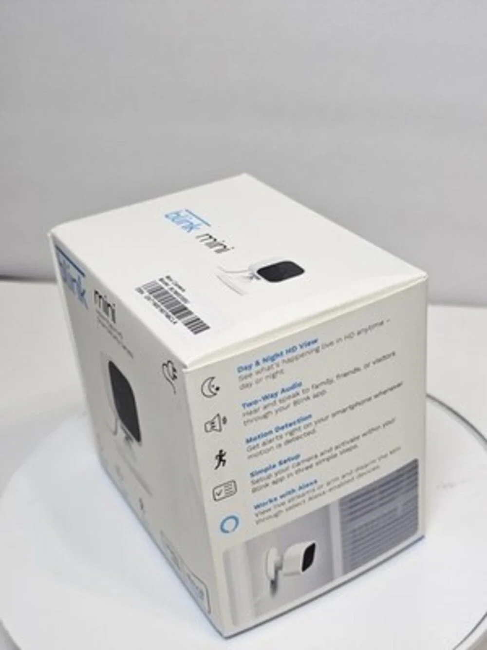 Blink Mini Indoor 1080p HD Smart Security Camera Wi-Fi Alexa BCM00300U New